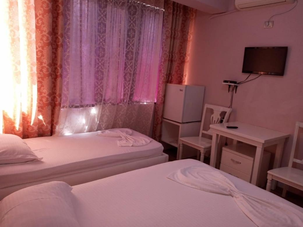 British Hotel Химара Экстерьер фото